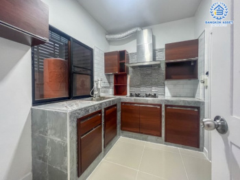 *****ทาวน์เฮ้าส์มือสองย่านกรุงเทพมหานคร ม.เดอะคอนเนค31 ดอนเมือง-เทิดราชัน เนื้อที่มากถึง 21 ตร.ว. ฟังก์ชัน 3 ห้องนอน 2 ห้องน้ำ 2 ที่จอดรถ บ้านใหม่ ทำเลน่าอยู่ ใกล้สนามบินดอนเมือง, รถไฟฟ้าสายสีแดง "สถานีดอนเมือง" และทางด่วน "อุตรภิมุข" ในราคาสุดคุ้ม!